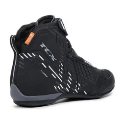 TCX R04D Waterproof Boot (Black/White) 7 TCX R04D Waterproof Boot (Black/White) -Motorcycle Equipment Store 32517 2