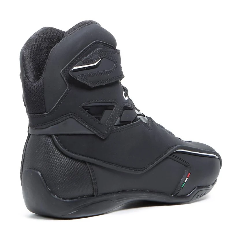TCX Zeta Waterproof Boot (Black) 3 TCX Zeta Waterproof Boot (Black) - Image 3