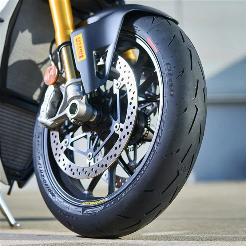 Pirelli Diablo Rosso™ 4 Corsa 2 Pirelli Diablo Rosso™ 4 Corsa - Image 2